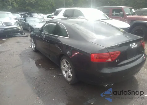 2013 Audi A5 2.0T Premium из США, поврежденный, VIN WAUVFAFR6DA026826